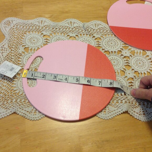 Pretty in pink kitchen tools bundle, cutting boards and cheese knives - Picture 7 of 8